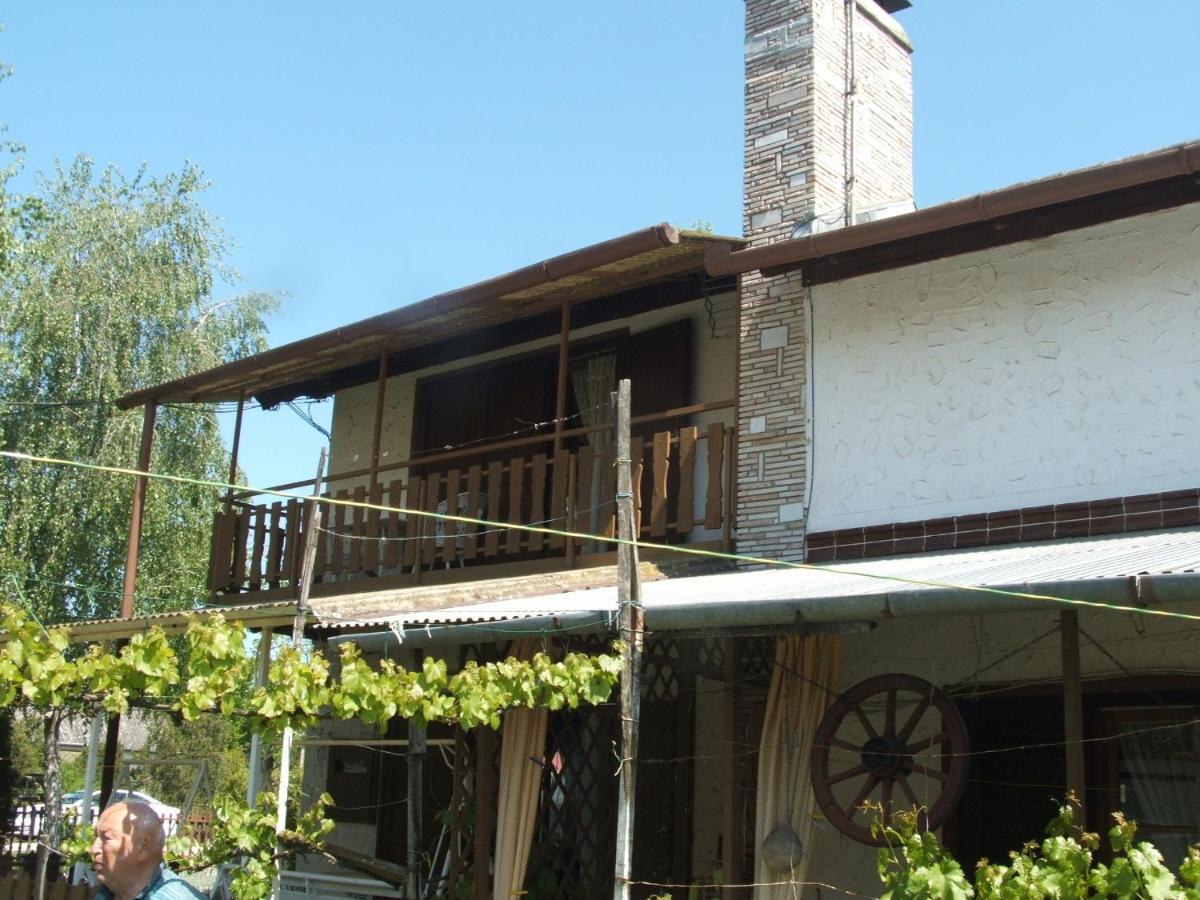 Agancs Vendeghaz Hotel Balatonszemes Luaran gambar